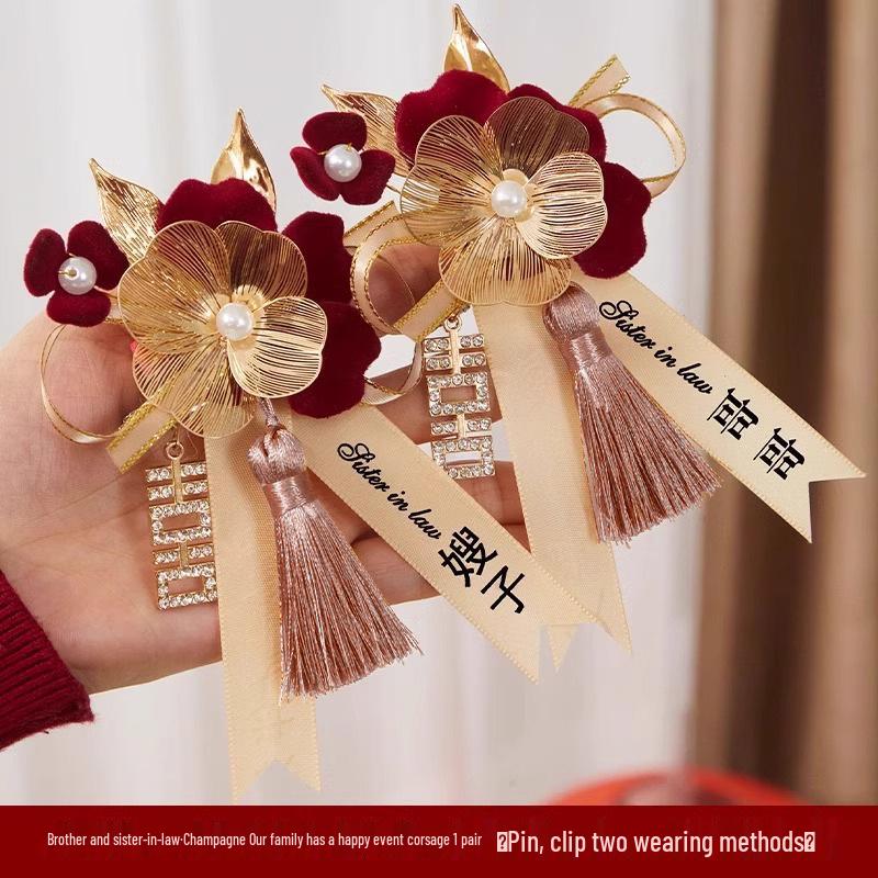 Komplettes Hochzeits-Ansteckblumen-Set für Braut, Bräutigam & Familie - Florale Accessoires vor der Hochzeit
