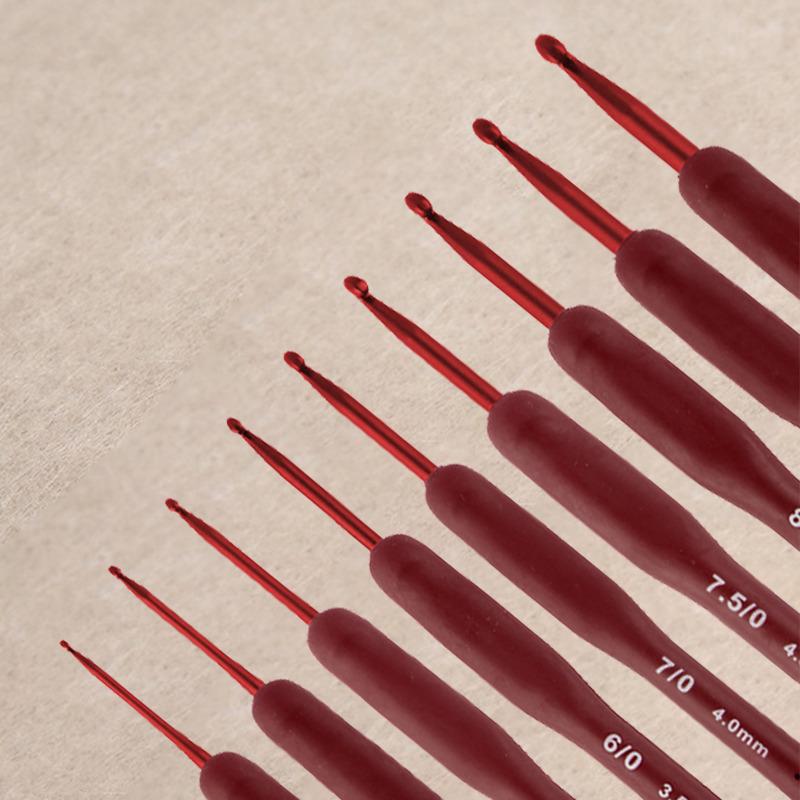 1/9PCS Crochet Hooks Kit Red Crochet Hooks Ergonomic Crochet Hook Set Soft Touch Aluminum Crochet Needle 2.0-6.0mm Crochet