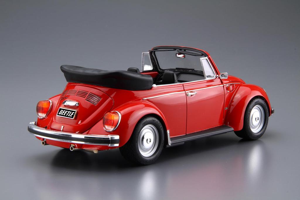 Aoshima Bunka Kyozai The Model Car 75 Volkswagen 15ADK Beetle 1303S Cabriolet Plastic Model (AOSHIMA) No. 1/24 '75