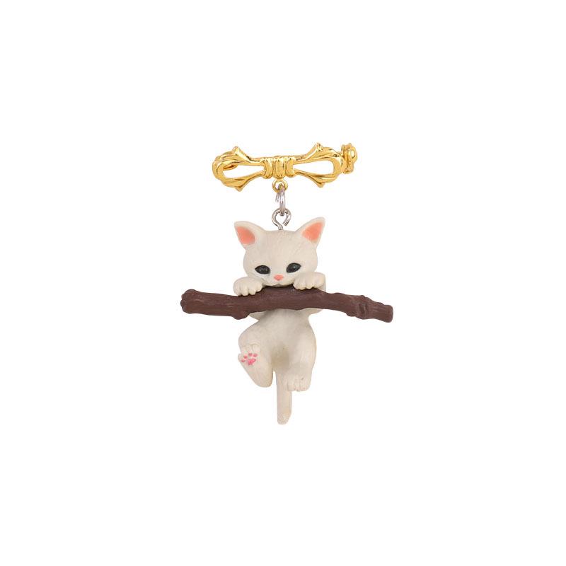 Bow Kitten Brooch: Women's Unique Dog Biting Socks & Pillow Accessories Pin
