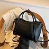 Korean Style Versatile Hand-Carry Bucket Bag - 2025 Winter Fashion Shoulder Bag for Women