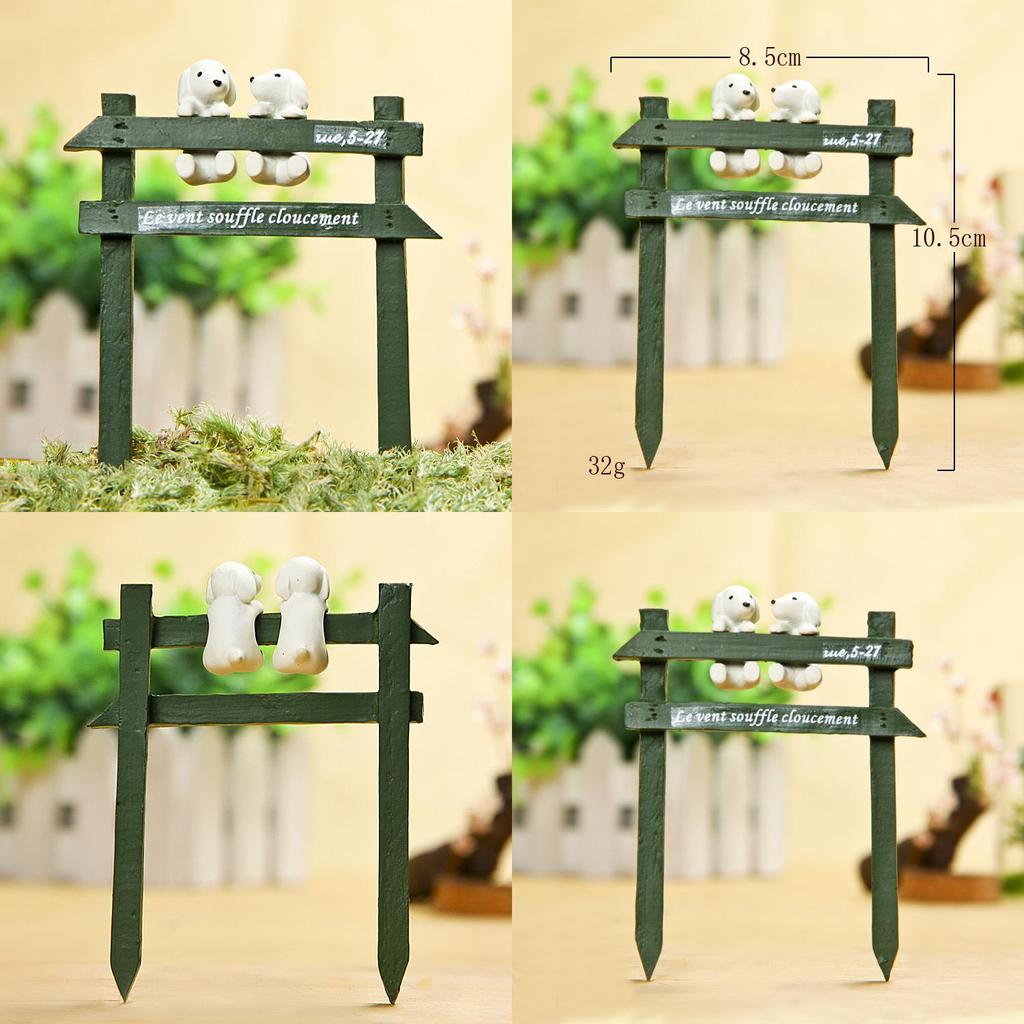 Creative Fence White Dog Scene Mini Model Ornament For Garden Decoration