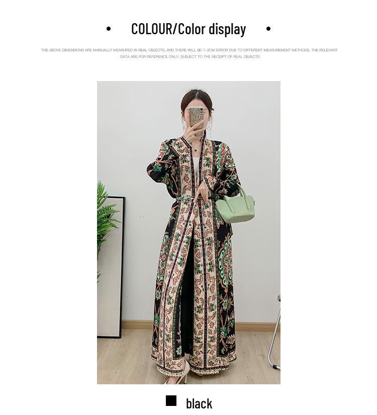 Muslim Middle Eastern Women's Pleated Long Robe Evening Dress with Lace-Up Detail