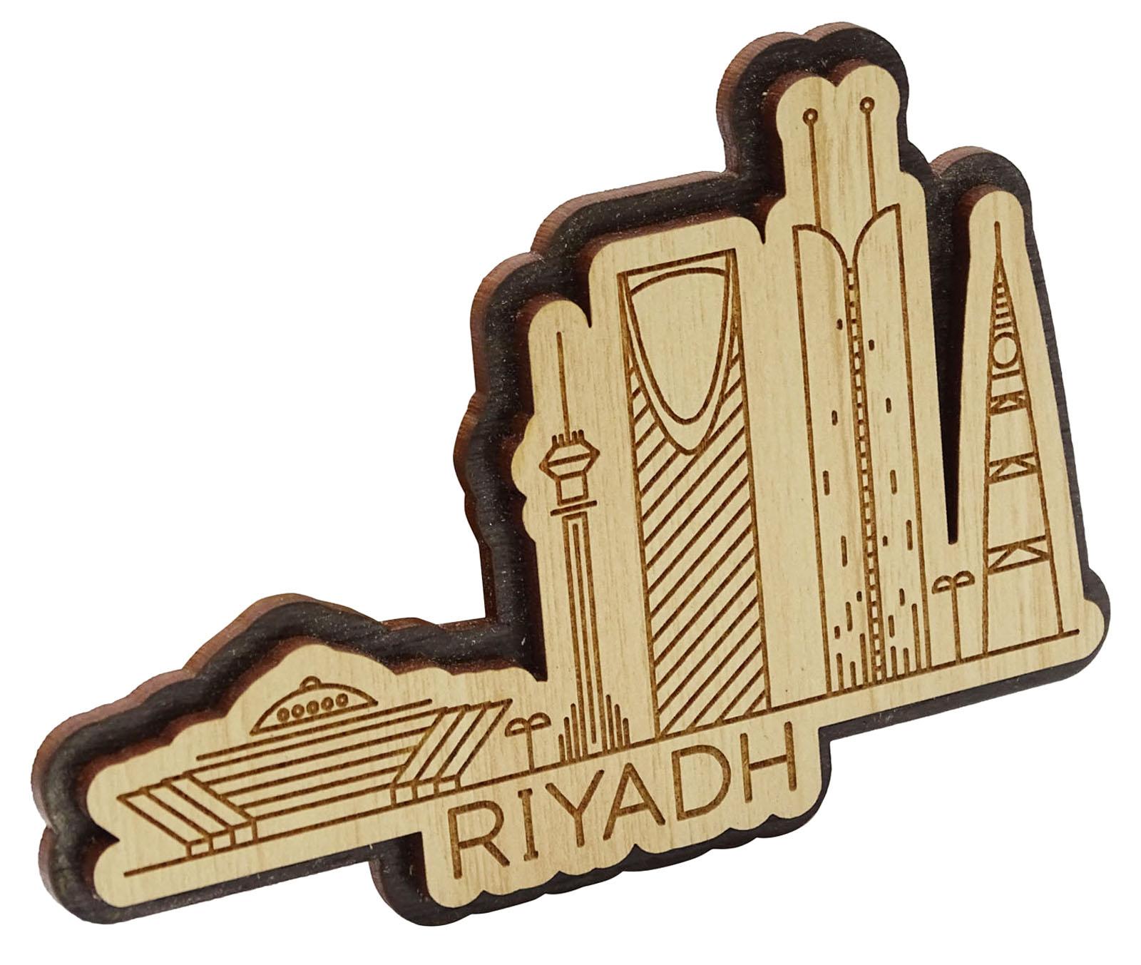 

Printtoo Saudi Arabia Wooden Engraved Fridge Magnet Souvenir Collectibles Gift 3 x 4 Inches коричневий