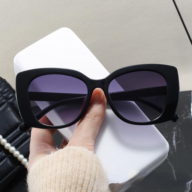 Retro Cat Eye Sunglasses Women Fashion UV Protection Decorative Streetwear Photo Accessories