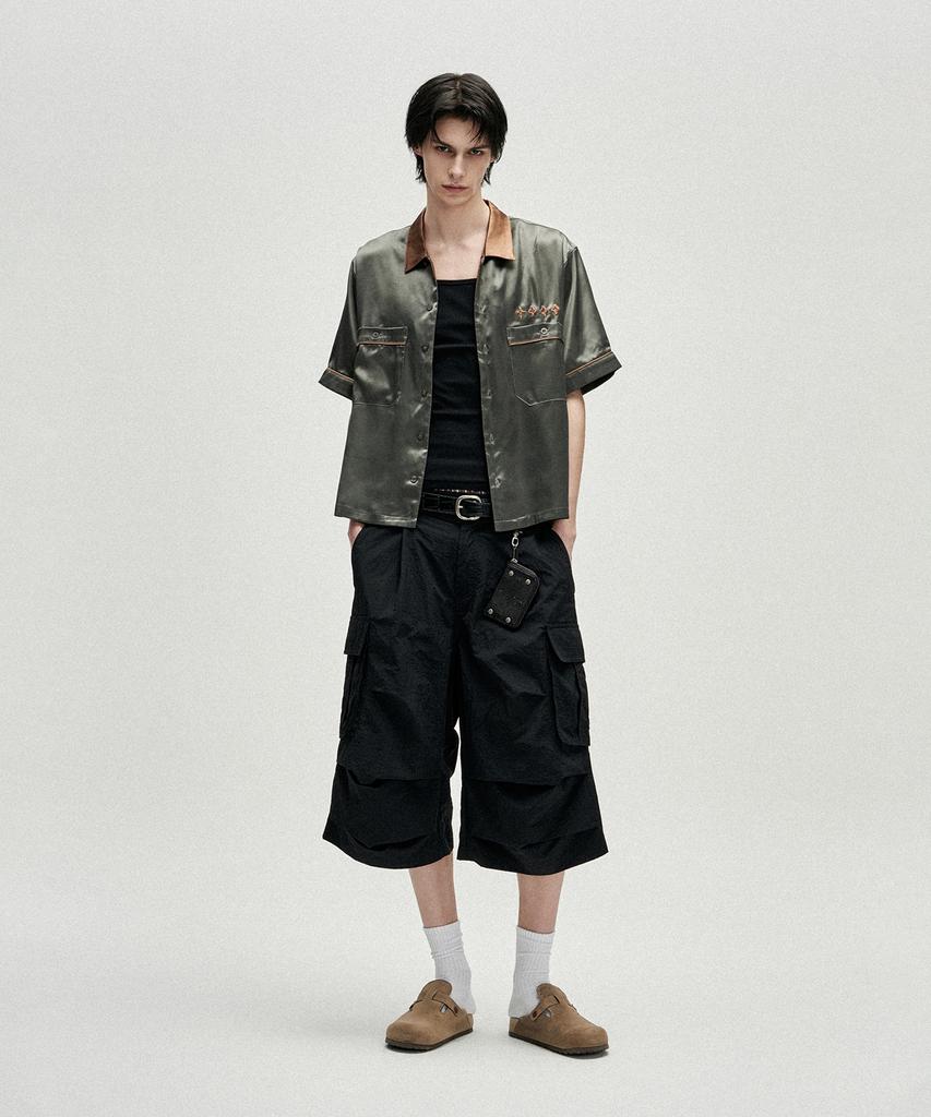 NOT4NERD Knee Tuck Parachute Cargo Bermuda Shorts - Black