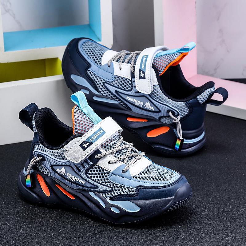 Spring and Autumn new mesh breathable children's sports shoes, light and non-slip boys' casual running shoes, Korean version of fashion shoes