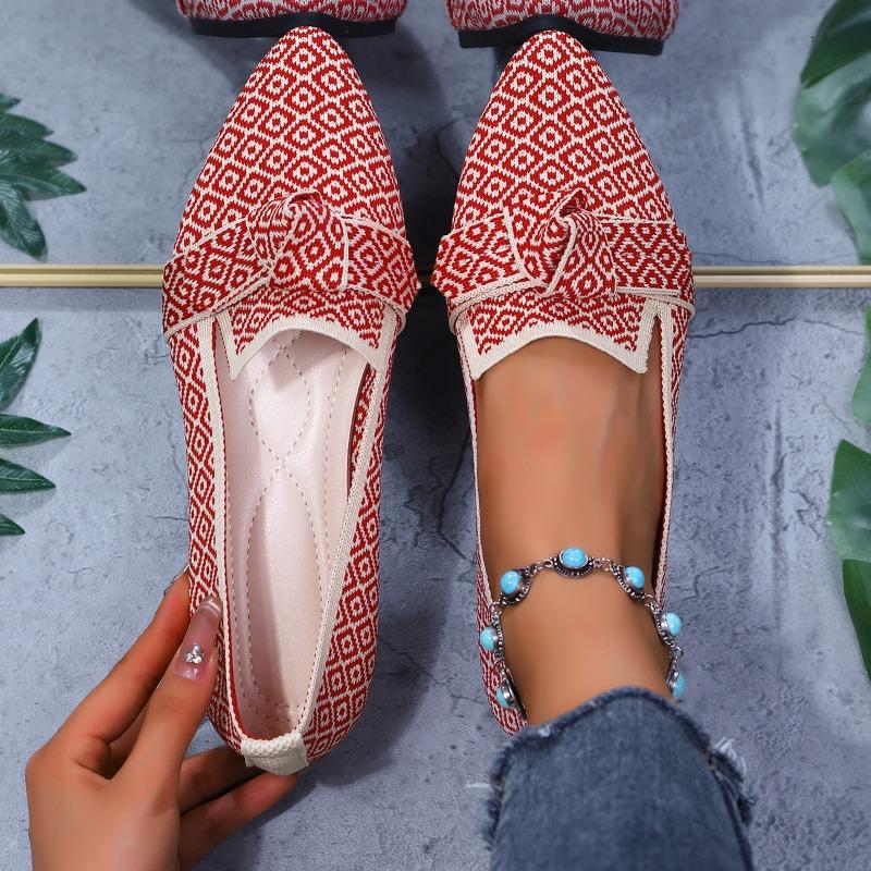 Skinny pointed large size flat single shoes women, fashionable flying weaving one pedal bow casual breathable color matching single