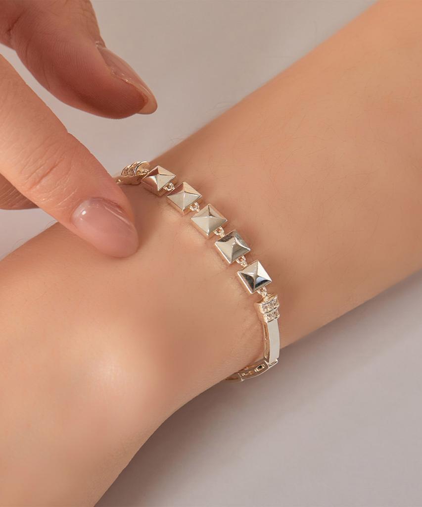Helene Jewelry 925 Silver Quinto Square Stick Line Silver Bracelet