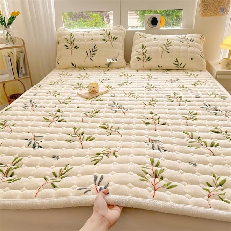 JINGRUIXIANG Milk Velvet Quilted Winter Mattress Pad
