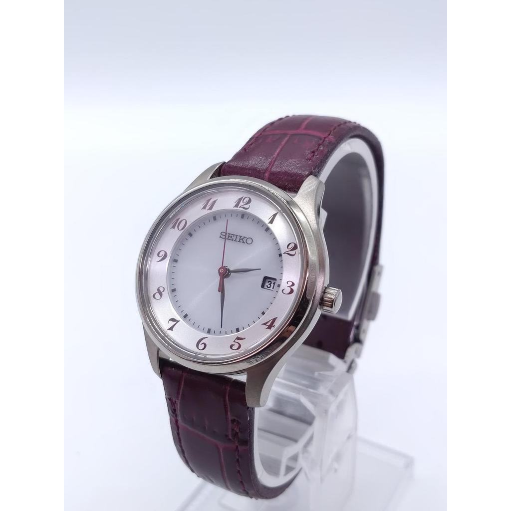 Used SEIKO V137-HAA0 Watch