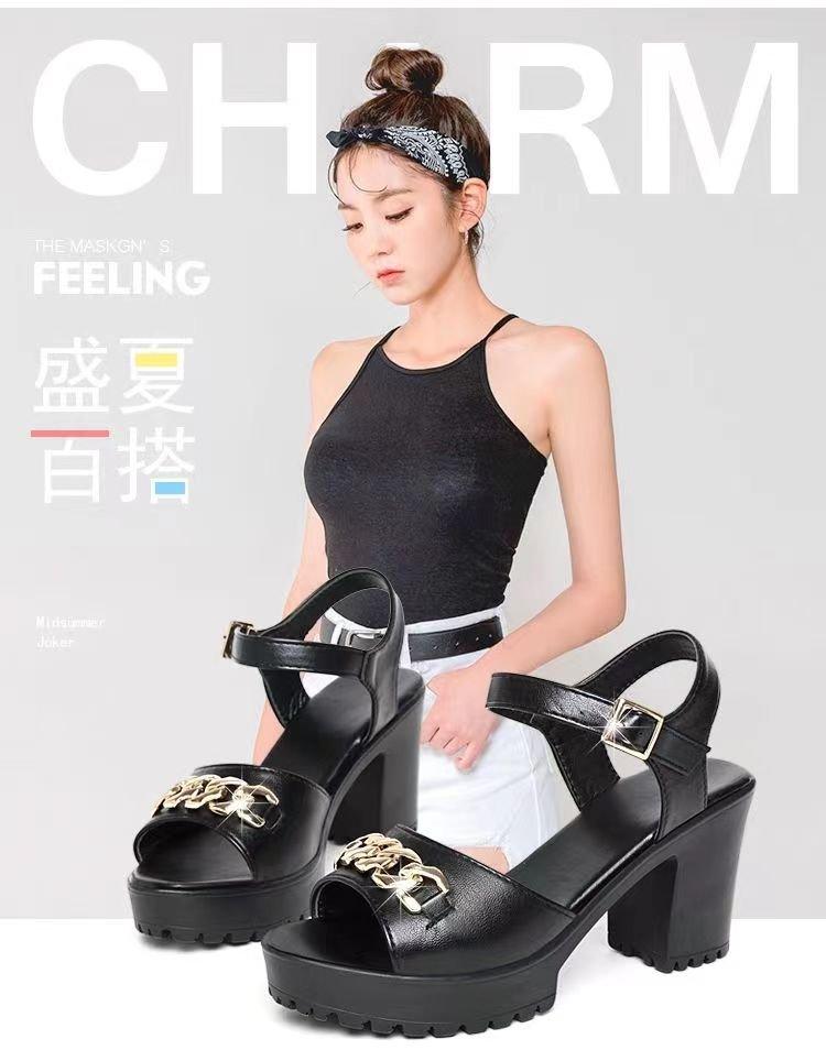 Leather sandals women's 2025 summer new women's sandals fish mouth fashion high heel waterproof table one-word buckle thick heel women's shoes