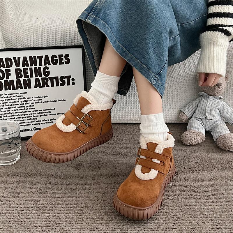 Snow boots women's winter 2025 new British wind piled thickened warm fur integrated thick-soled fluffy cotton shoes