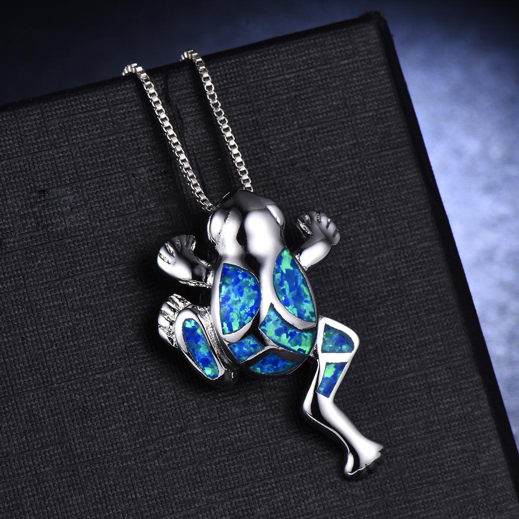 Bohemia Cute Frog Pendant Necklace For Women Inlay Blue Imitation Opal Necklace Wedding Party Jewelry Christmas Gifts for Her