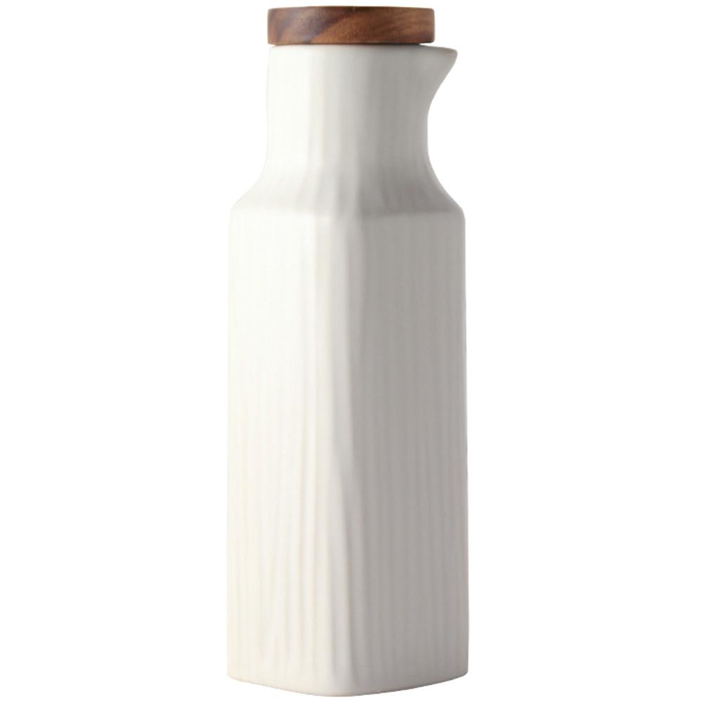 Japanese Style Soy Sauce Dispenser Ceramic Vinegar Container Oil Bottle Decorative Kitchen Supply Soy Sauce Dispenser