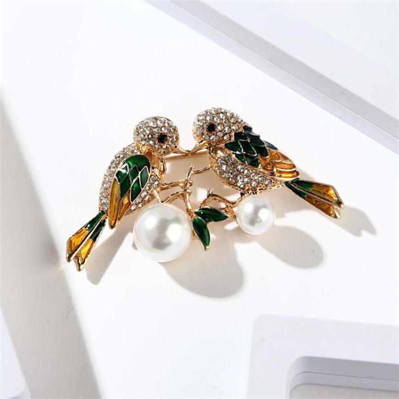 Sparkling Colorful Zircon Birds Brooch For Women Rhinestone Crystal  Animal Brooches Coat Dress Lapel Pins Wedding Party Jewelry