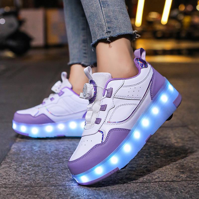 Wiederaufladbare LED-Leucht-Rollschuhe für Kinder mit vier Rädern