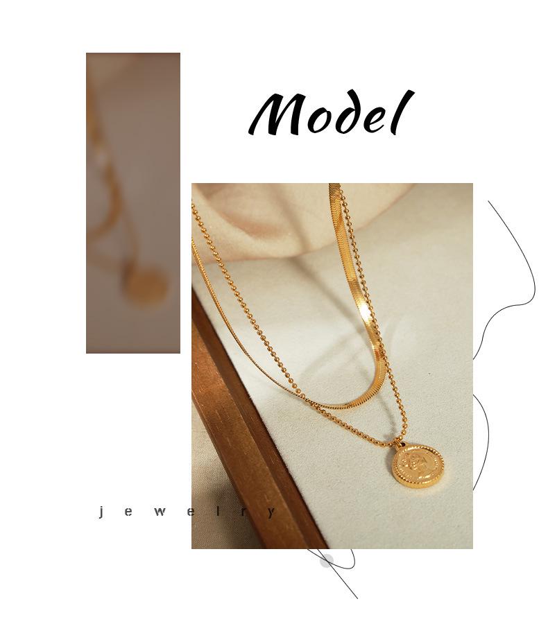 Trendy 18K Gold-Plated Double Layer Portrait Anklet with Round Pendant for Women
