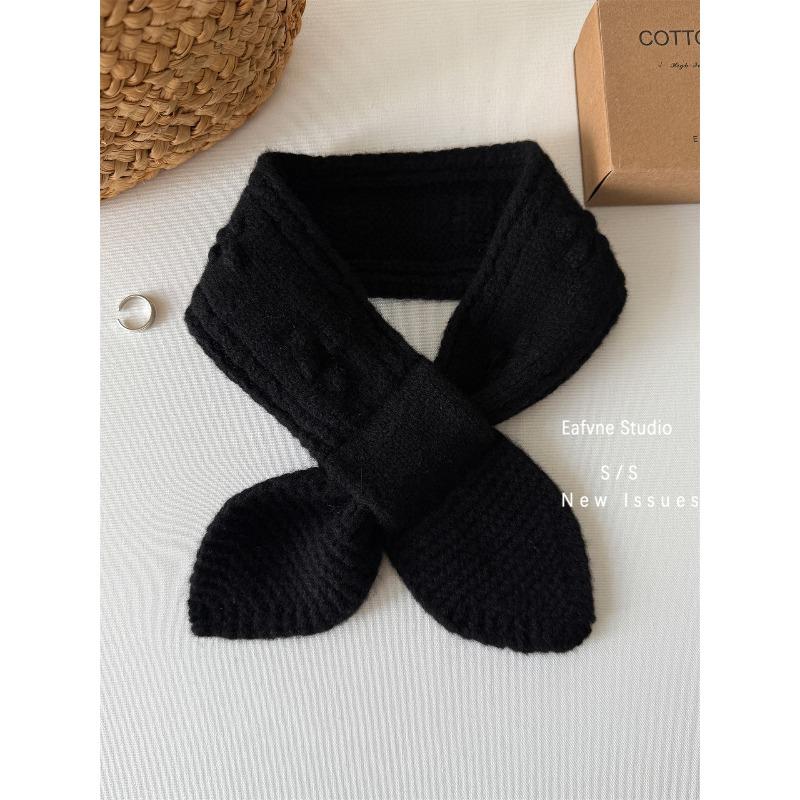 Soft and Waxy Jacquard Short Knitted Parent Child Neck Protection Cross Small Scarf and Scarf To Keep Warm In Autumn and Winter