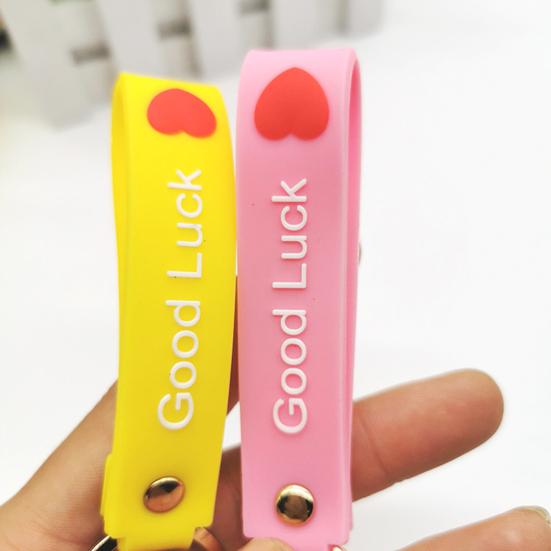 Breloc Papușă Vacă Desene Animat Geantă de școală Pandantiv Breloc pentru mașină Portar cheie pentru cuplu Cadou