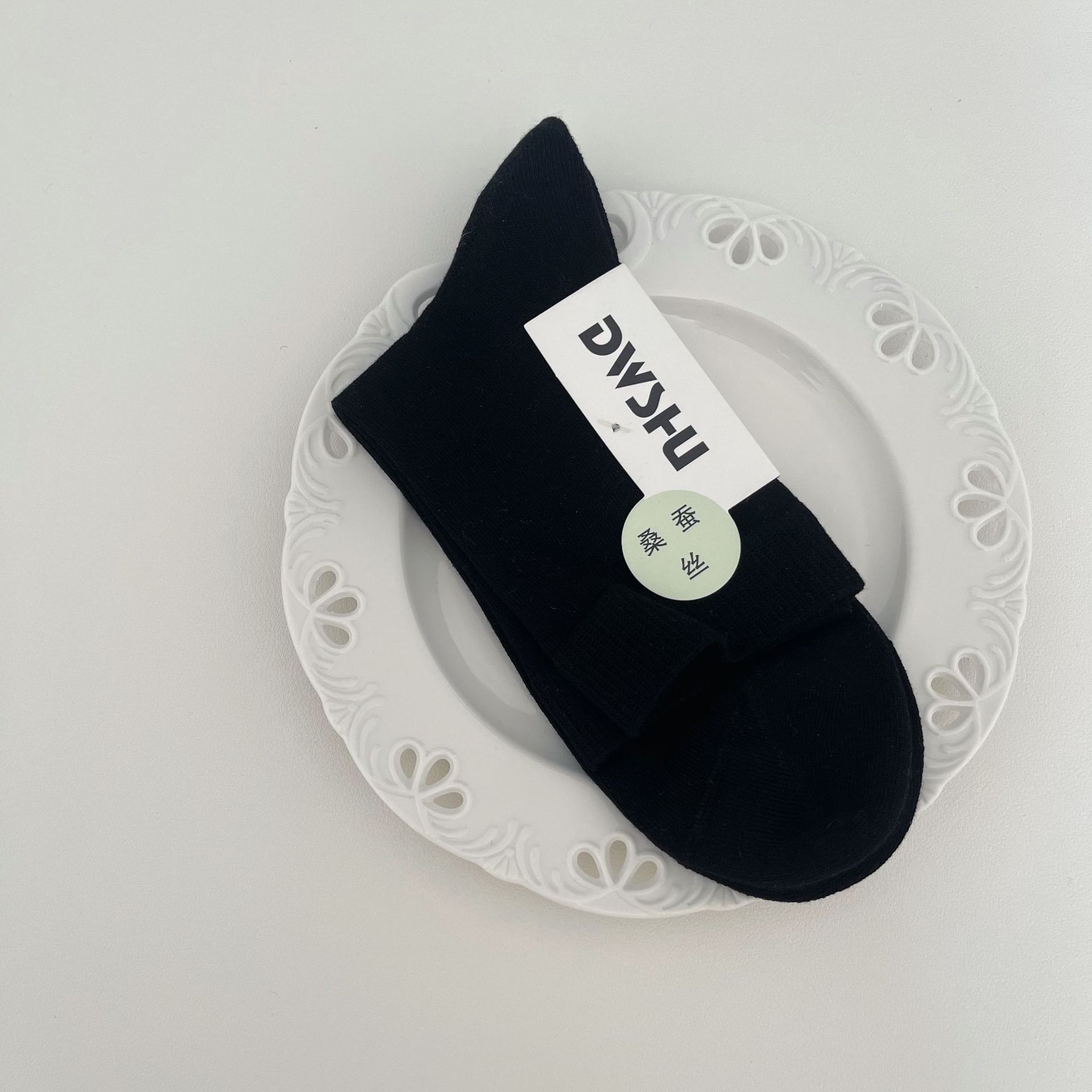 

High Quality Thin Mulberry Silk Boneless Solid Color Business Mid-Leg Socks Simple And Breathable Sweat-Absorbing Pile Socks One size fits all чорний