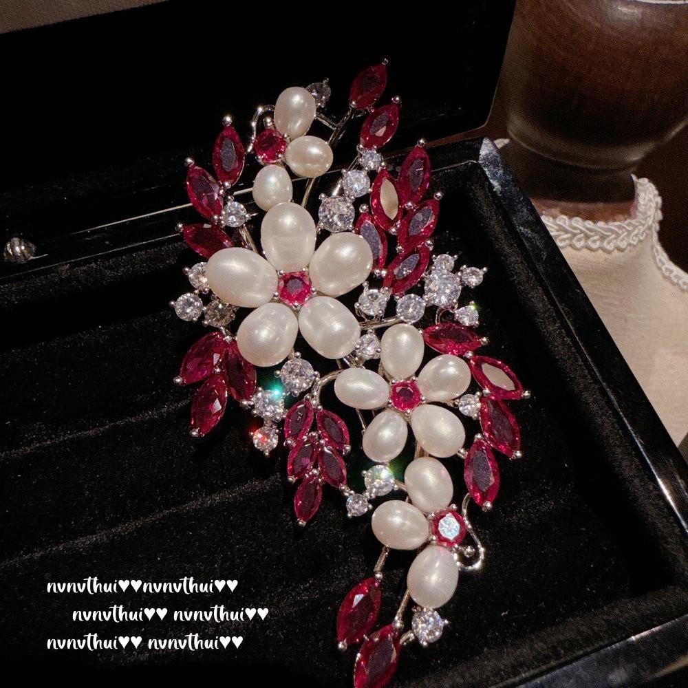 Annual Meeting Jewelry, Baroque Pearl Butterfly Gem Brooch, Sotheby'S, Light Gold Fritillary Butterfly Zircon Brooch