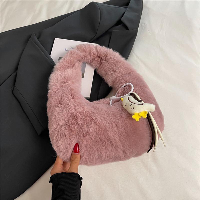 Korean Ins Trendy Fashion Plush Dumpling Bag 2025 Autumn New Foreign Style Plush Bag Large Capacity Shoulder Bag