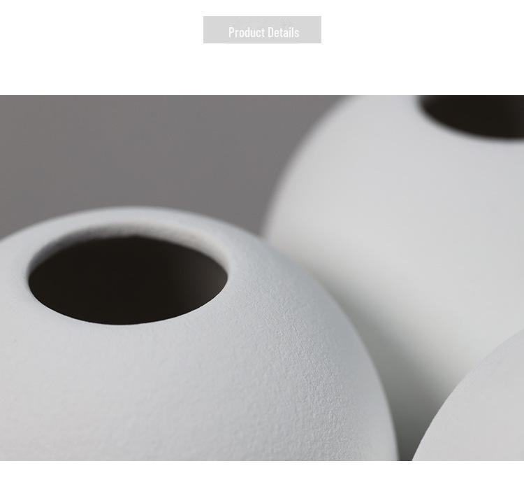 Bosi Home Soft Bubble Decorations - Small Diameter, High Mouth Swing Vase with Light Belly.