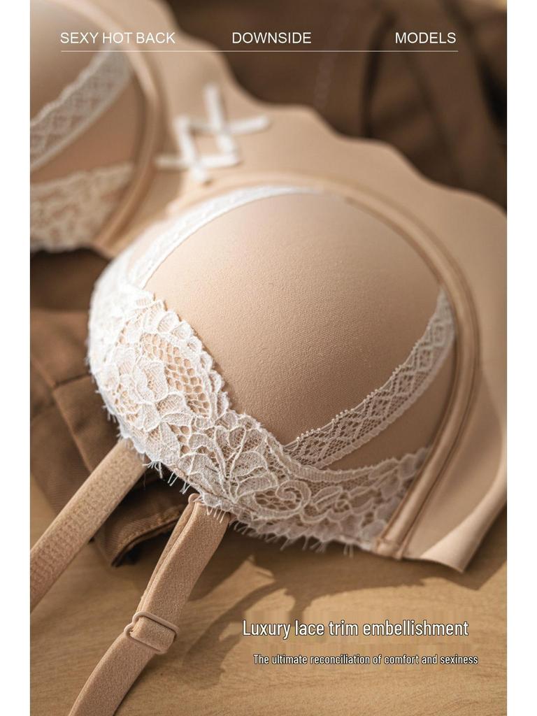 Leopard Print Strapless Lift Bra with Adjustable Underwire for Small Busts