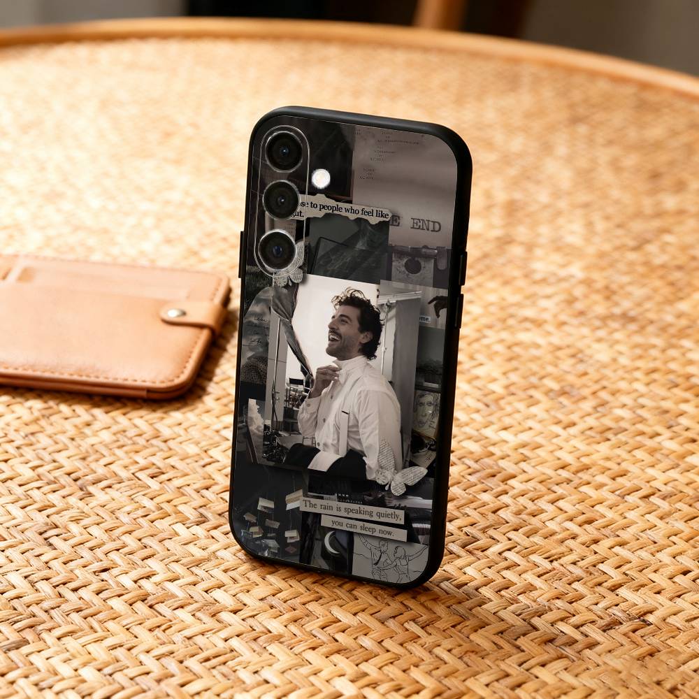 

Actor O-Oscar I-Isaac Phone Case For Samsung A73,A21s,A22,A31,A32,A52,A53,A71,A80,Soft Black Shell Samsung a11
