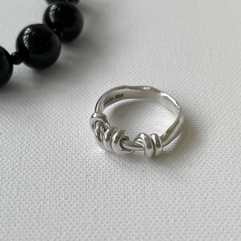 TIEDE Coiled Line Ring