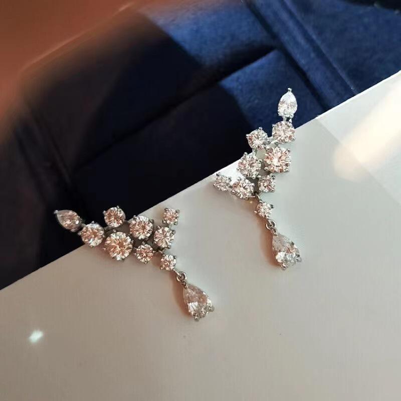 

S925 White Gold Plated Teardrop Cluster Earrings with Simulated Diamond
