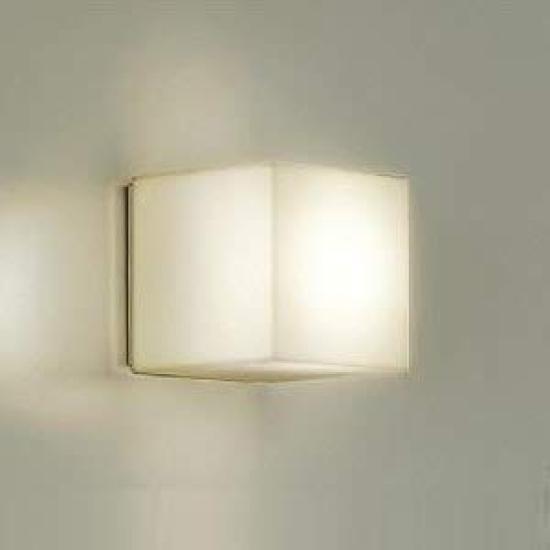 

Daiko Electric (DAIKO) Outdoor Light [with Lamp] LED Bulb, 4.2W (E17), Warm White, 2700K, DWP-37170