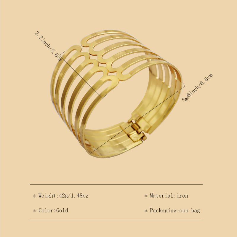 Women's European & American Fashion Metal Hollow-Out Exaggerated Elastic Bracelet Armlet