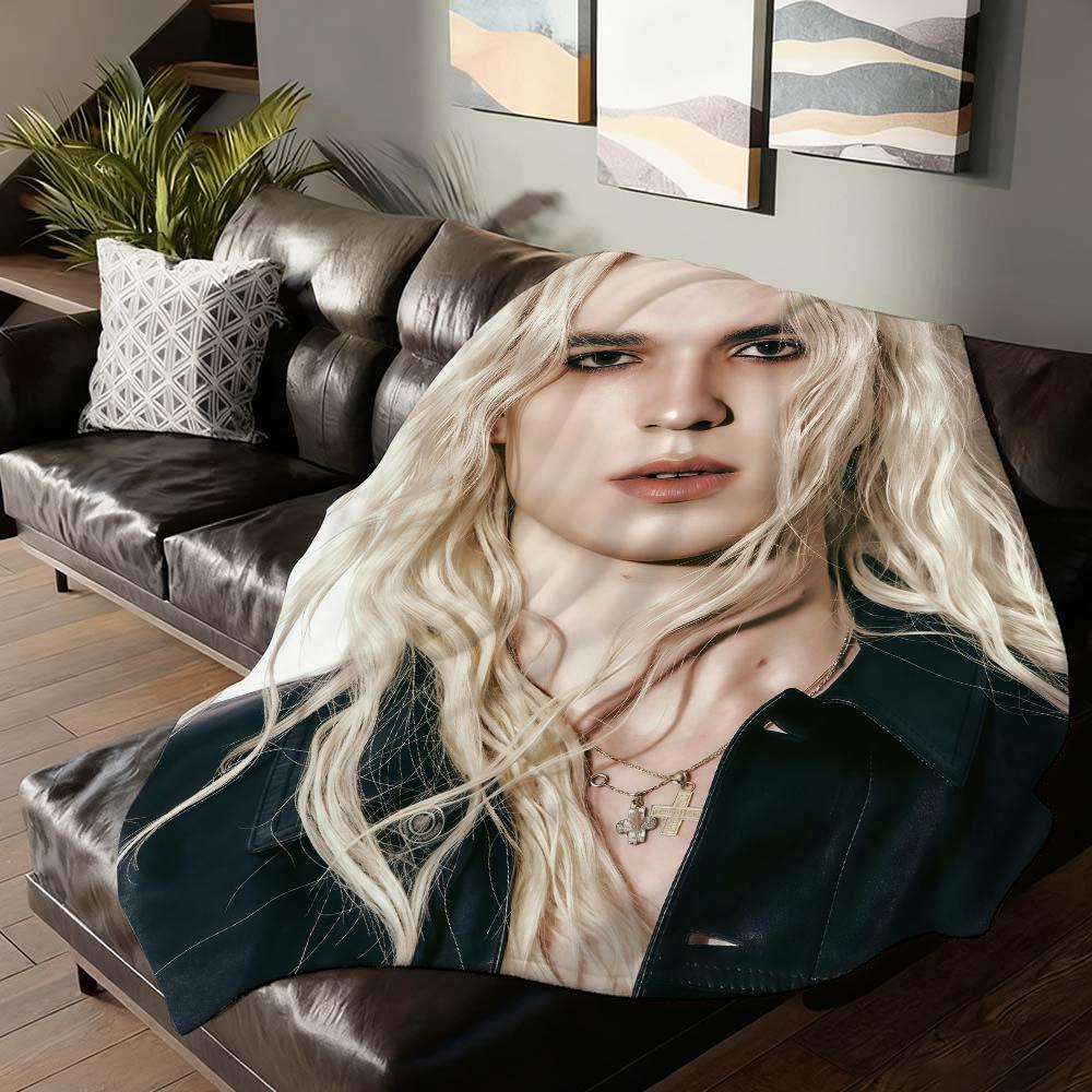 American rapper 2hollis Blanket For Sofa Office Bed Plane Travel Sleep Read Relax Camping Soft And Warm