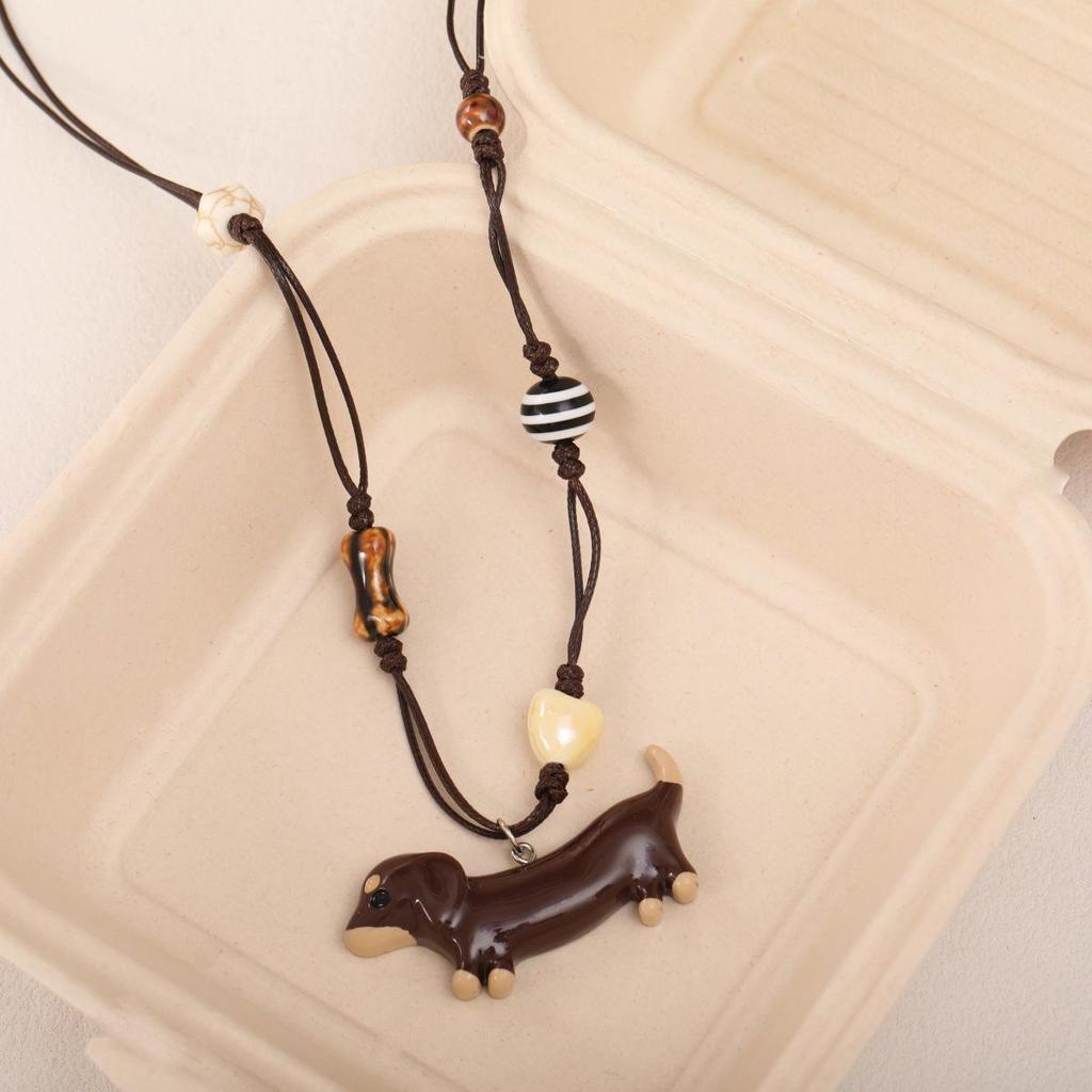 Retro Dachshund Ceramic Necklace Lanyard - Cute Cartoon Puppy Sweater Chain for Women