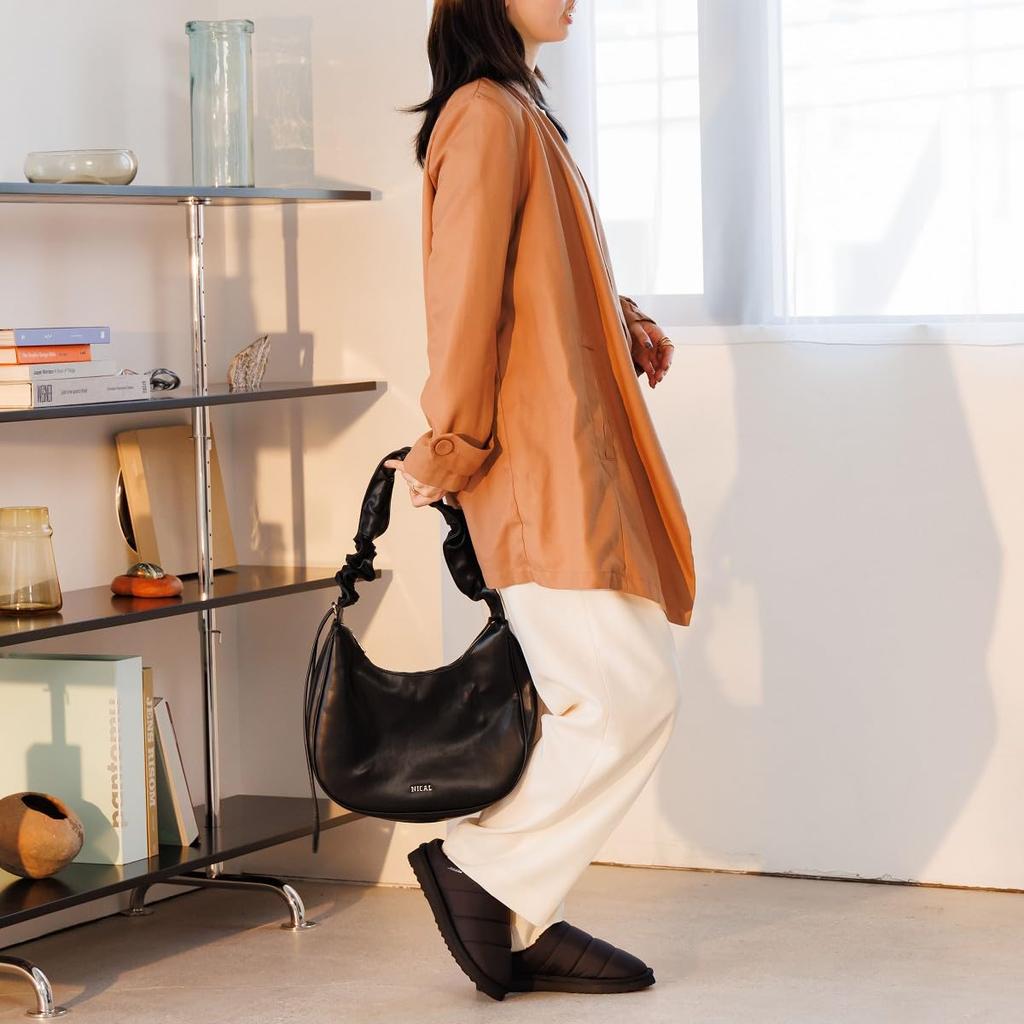 HIMIKO Quilted Boa Clogs, Black, Size M, 640011, Warm Slip-On Down Sandals for Fall/Winter