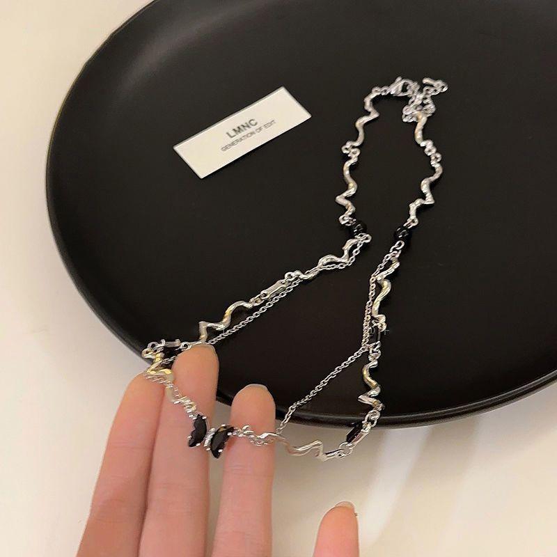 Gentle Ceiling! Rose Pearl Necklace Women's Niche Design High-end Collarbone Chain Accessories