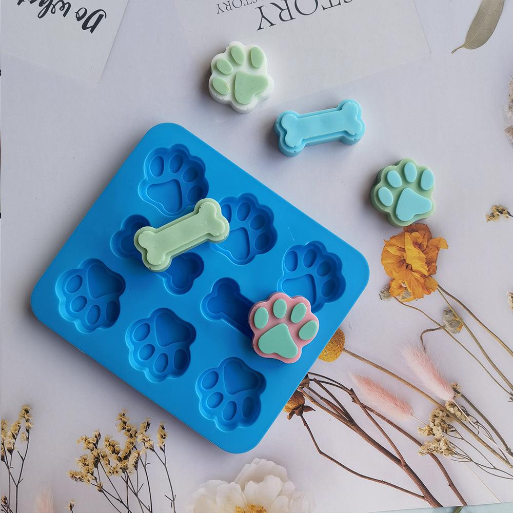 Pink and Blue Puppy Dog Paw and Bone Cake Mold Silicone Ice Cubes Chocolate Molds For Candy Crayons Non-Stick Baking Molds