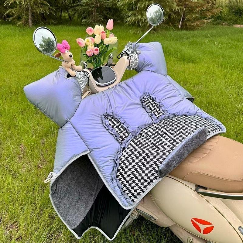Thickened Windproof Electric Motorcycle Windshield Cover - Waterproof, Fleece-Lined for All Seasons