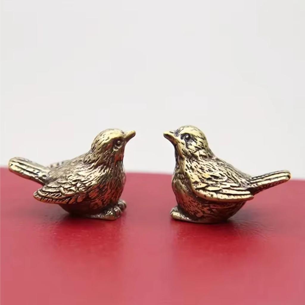 1/2pcs Vintage Ornaments Mini Vintage Brass Bird Statue Retro Sparrow Figurines Small Animal Sculpture for Living Room Bedroom H