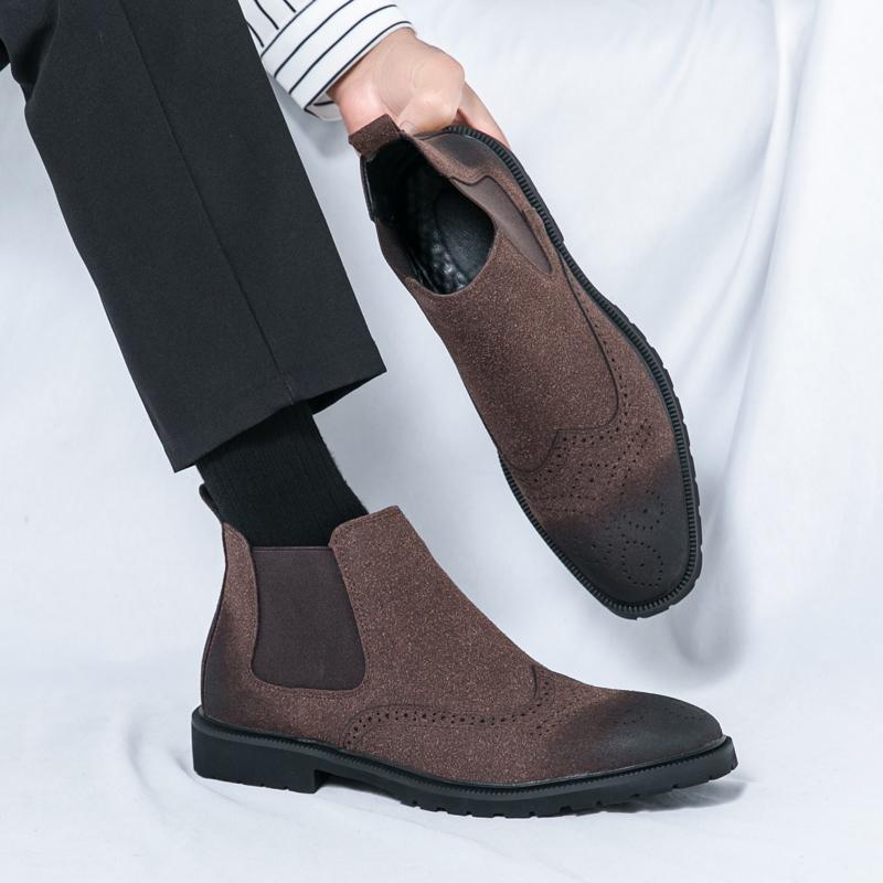 Fashion Men Chelsea Boots Faux Suede Block Carving Low Heel High Top Business Casual Boots Comfortable Breathable Men Boots
