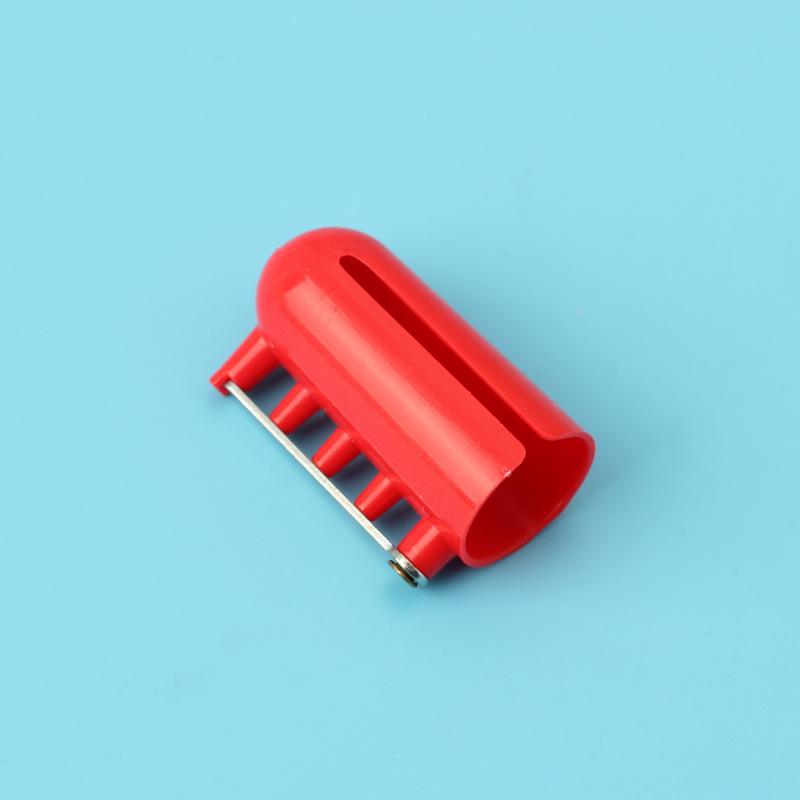 DIY thickened environmentally friendly cylindrical conductor with conductor, clamshell multifunctional knitting finger cover, knitting tool