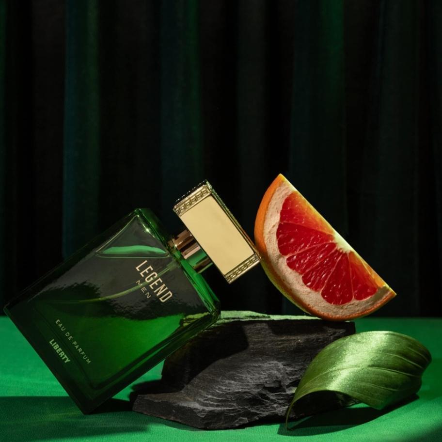 Liberty Luxury Legend parfyme for menn (100 ml/3,4 Oz), Parfyme (EDP), Laget i Frankrike, langvarig lukt, orientalske og treaktige toner.