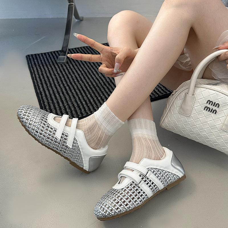 Faux leather mesh little white shoes women's 2025 spring new round head breathable board shoes platform casual sports moral training shoes