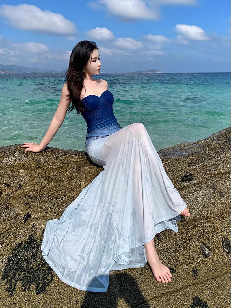 

Gradient Blue Elastic Mesh Women s Strapless Fishtail Dress with Slimming Waist and Heart-Shaped Neckline Medium