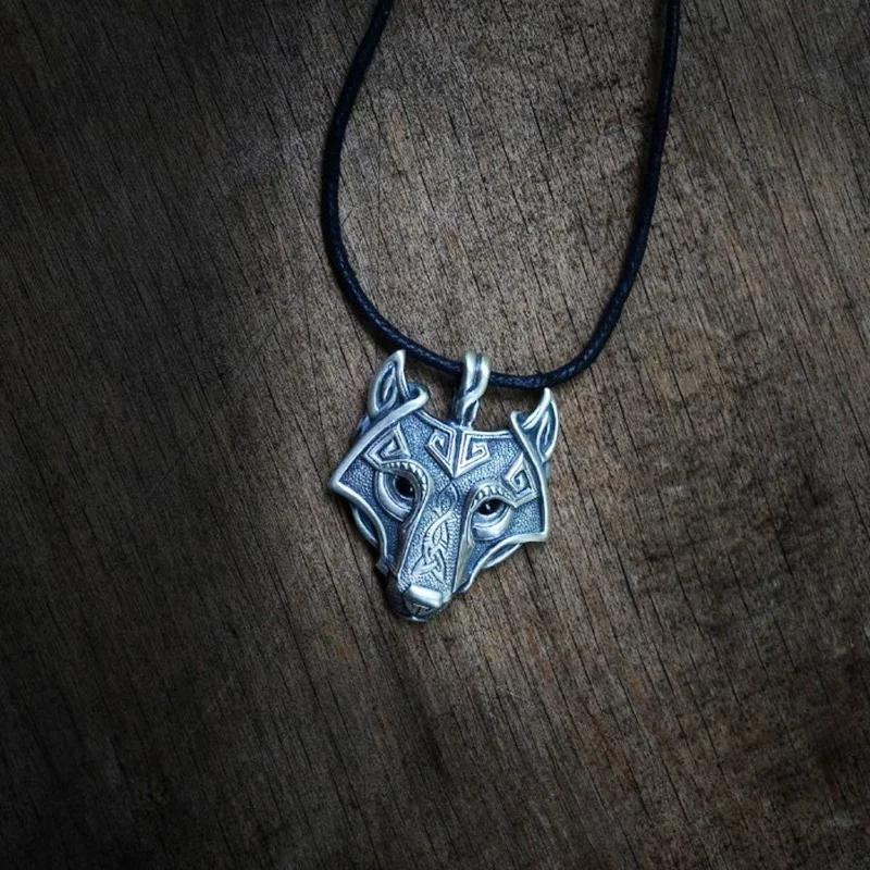 Vintage Jewellery Tibetan Silver Wolf Head Pendant Necklace for Men Amulet Animal Viking Jewelry Collar Hombre Creative Gifts