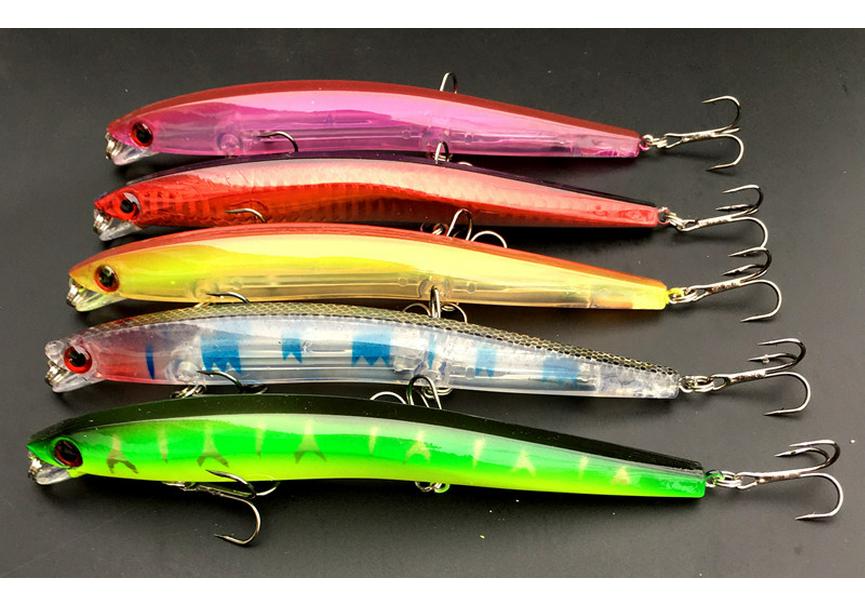 Artificial Minnow Fishing Lure with Hook, 13cm/13g, for Tackle and Bait Imitation.