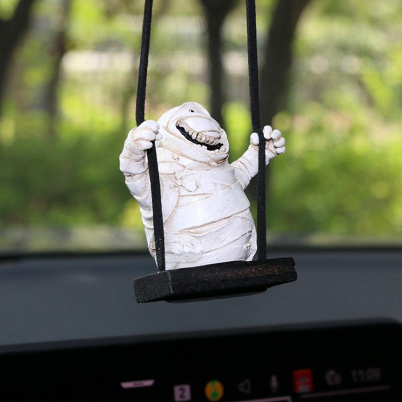 Geist Rückspiegel Anhänger Mumie auf einer Schaukel Automobil Rückspiegel Anhänger Puppenanhänger für Mädchen Frauen Autoinnenraum Zubehör für