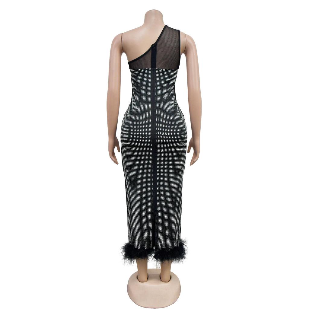 C6666 Damen One-Shoulder Netz-Feder-Bandagekleid mit Heißbohrungen